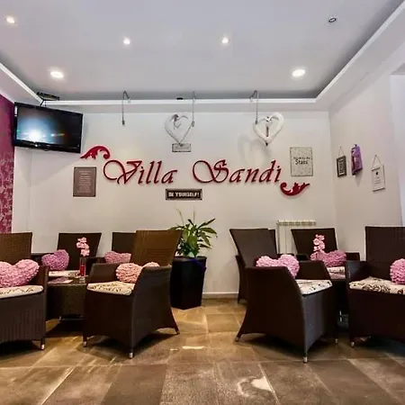 Sandi - Free Parking Hotel 4*