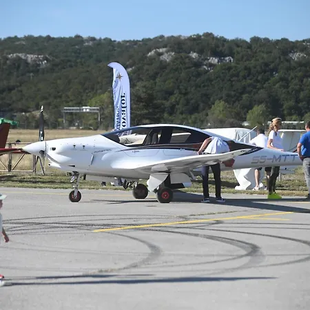 Sandi - Free Parking Hotel