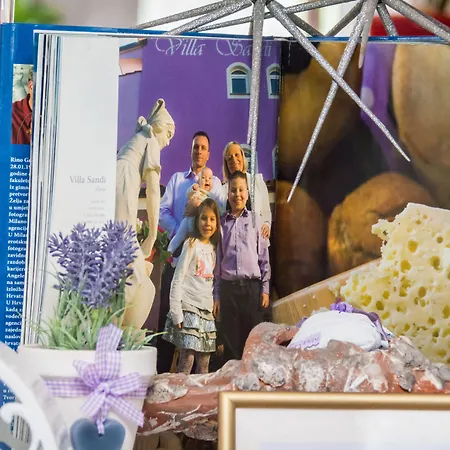 Sandi - Free Parking Hotel 4*