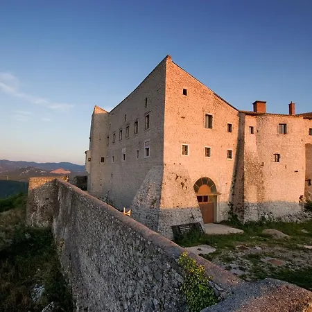 Sandi - Free Parking Hotel 4*