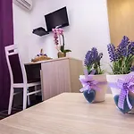 Sandi - Free Parking Hotel 4*