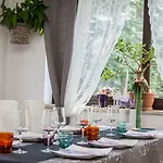 Hotel Sandi - Free Parking 4*