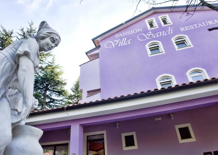 Otel Sandi - Free Parking