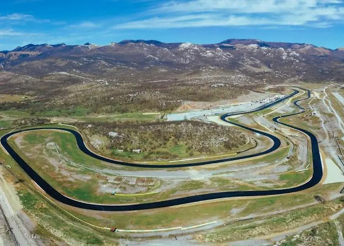 Otel Sandi - Free Parking Čavle
