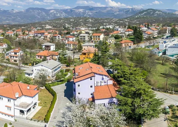 Sandi - Free Parking Otel