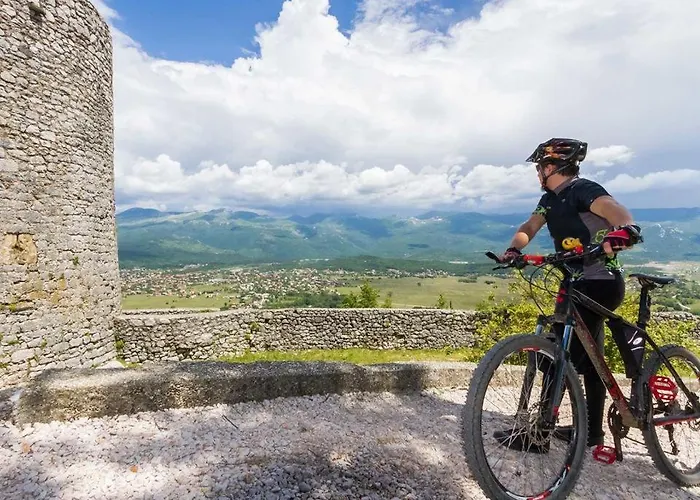 Sandi - Free Parking Čavle