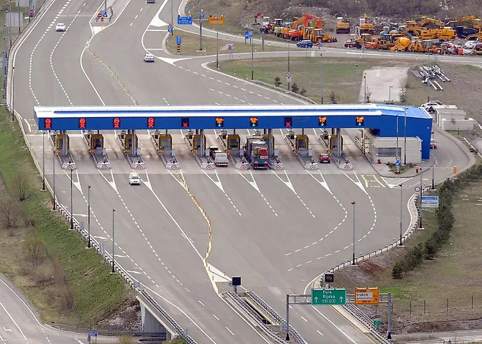 Ξενοδοχείο Sandi - Free Parking